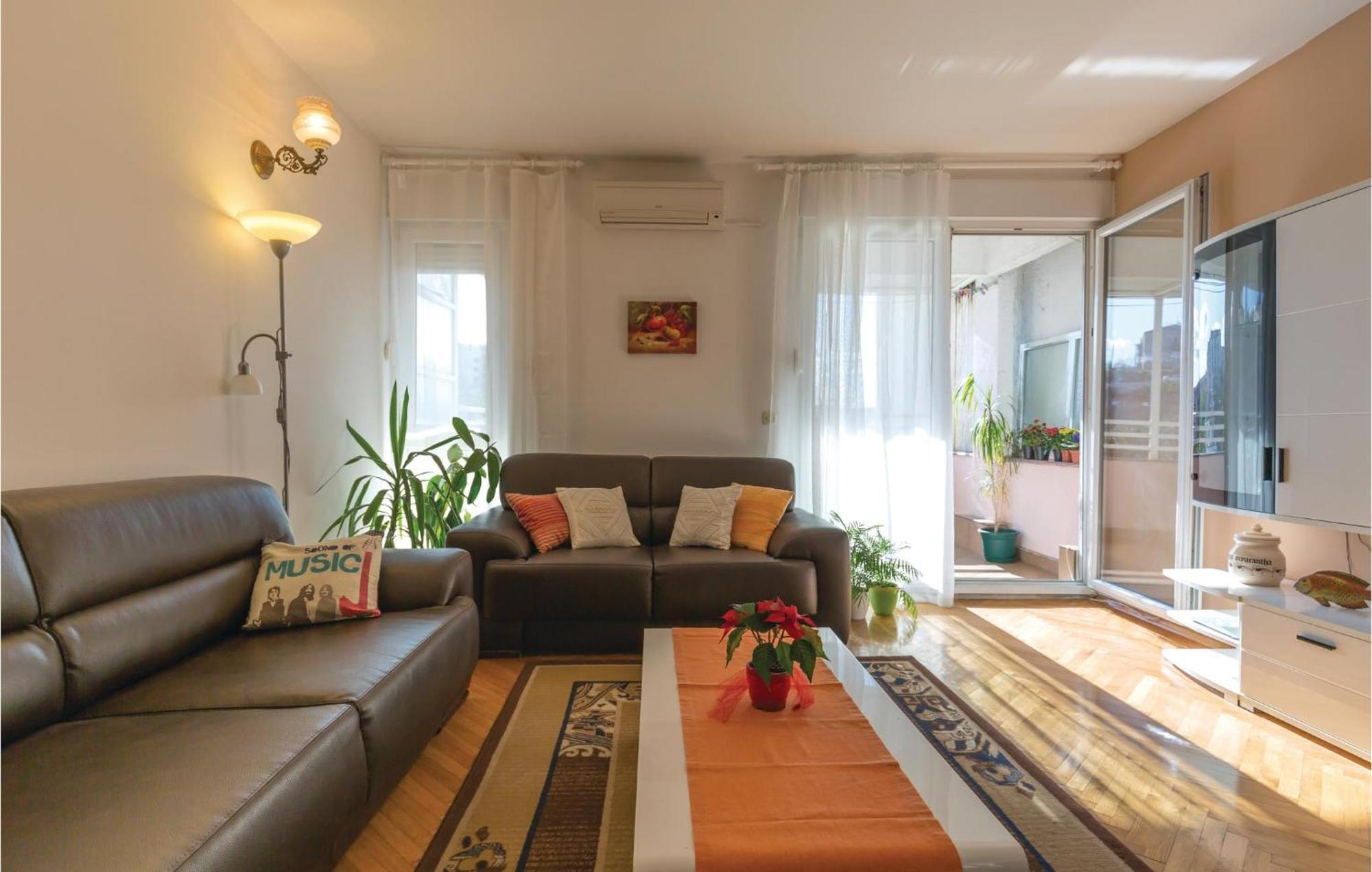 Awesome Apartment In Ploce With Kitchen Exteriér fotografie